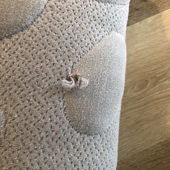 Nook Niche Organic Nursing Pillow - Picture 4 of 5